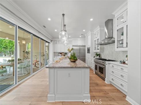 208  Radial  , Irvine, CA