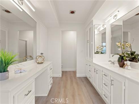 5200  Irvine  210  Boulevard, Irvine, CA