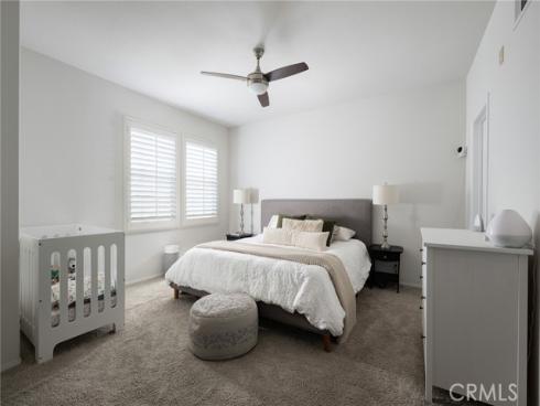 142  Pantheon  , Irvine, CA