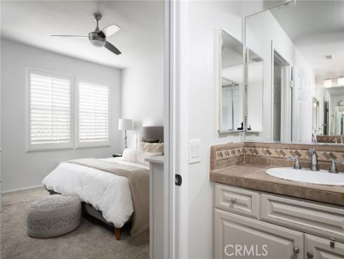 142  Pantheon  , Irvine, CA