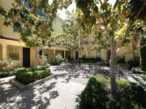 142  Pantheon  , Irvine, CA