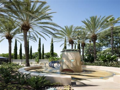 142  Pantheon  , Irvine, CA