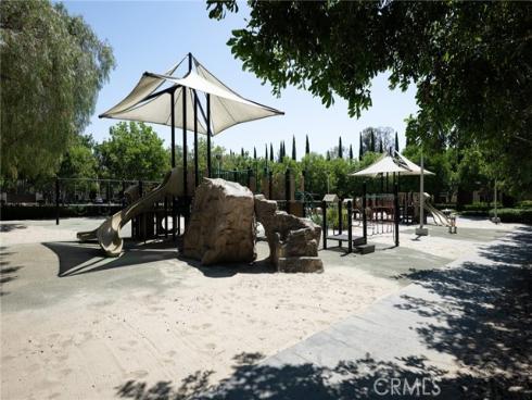 142  Pantheon  , Irvine, CA