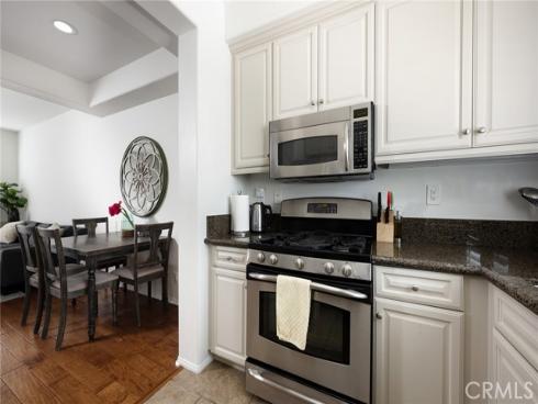 142  Pantheon  , Irvine, CA