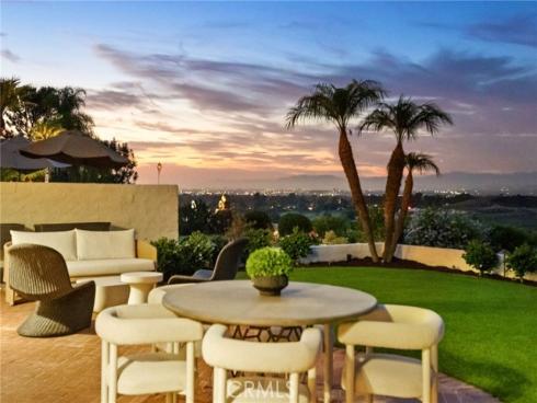 31  Mirador  34 , Irvine, CA