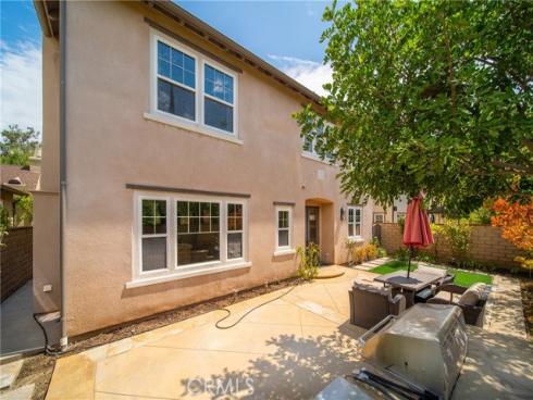 28  Townsend  , Irvine, CA