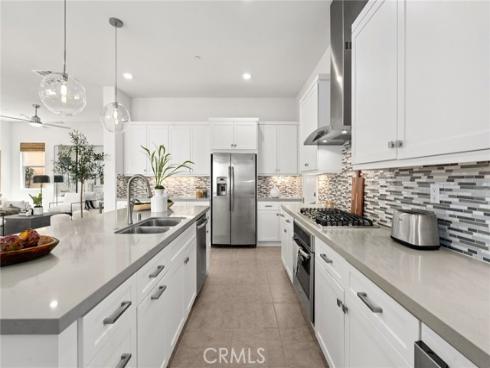 126  Stellar  , Irvine, CA