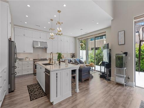 112  Green Rdg  , Irvine, CA