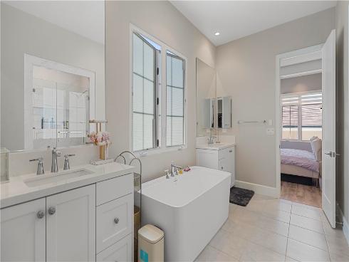 112  Green Rdg  , Irvine, CA