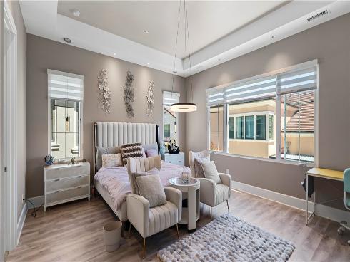 112  Green Rdg  , Irvine, CA