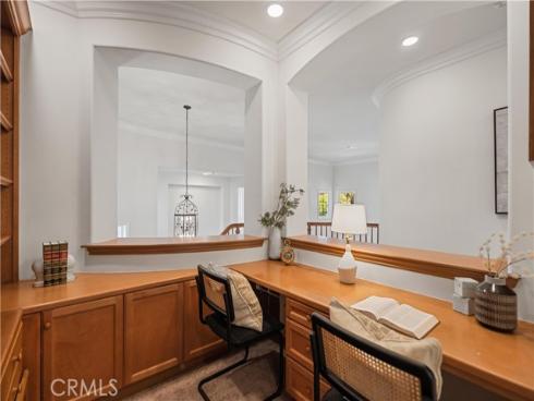 16  Spring Grv  , Irvine, CA