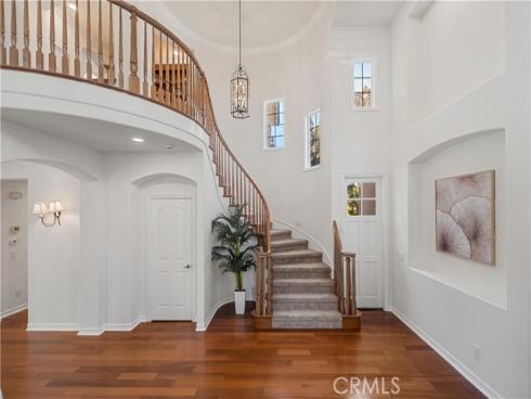 16  Spring Grv  , Irvine, CA