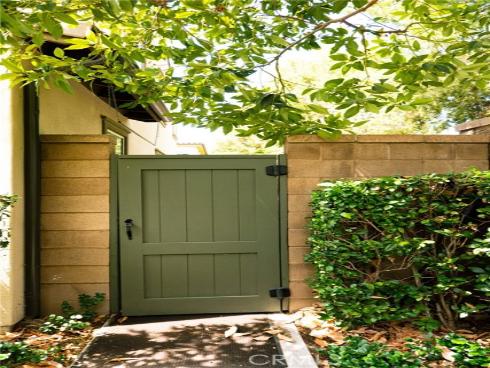 181  Bright Poppy  , Irvine, CA