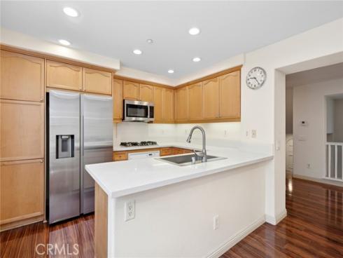 9  Bonsall  61 , Irvine, CA