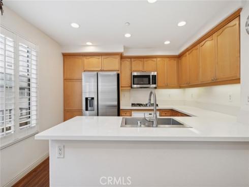 9  Bonsall  61 , Irvine, CA