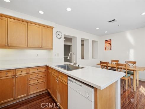 9  Bonsall  61 , Irvine, CA