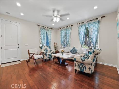 54  Tea Garden  , Irvine, CA