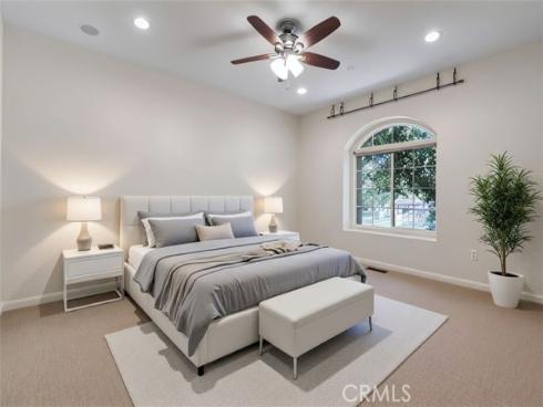 54  Tea Garden  , Irvine, CA