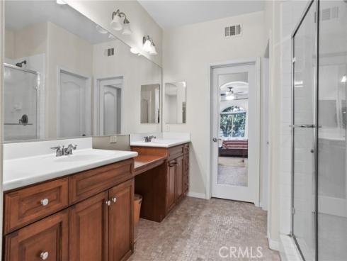 54  Tea Garden  , Irvine, CA