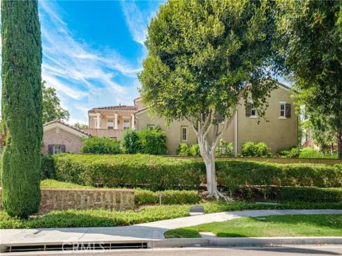 37  Triple Leaf  , Irvine, CA