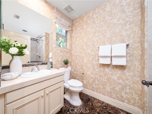 37  Triple Leaf  , Irvine, CA