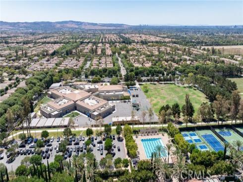 37  Triple Leaf  , Irvine, CA