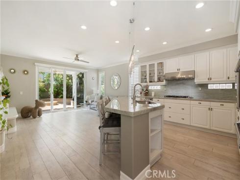 24  Malibu  , Irvine, CA