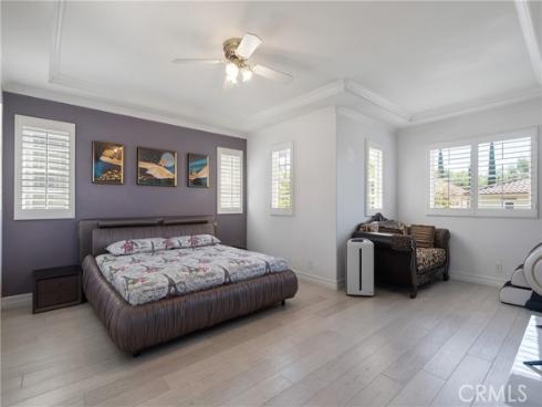 24  Malibu  , Irvine, CA