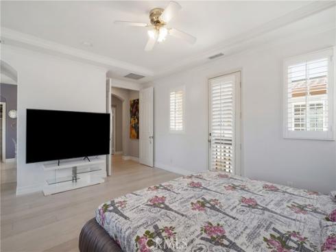 24  Malibu  , Irvine, CA