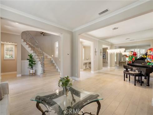 24  Malibu  , Irvine, CA