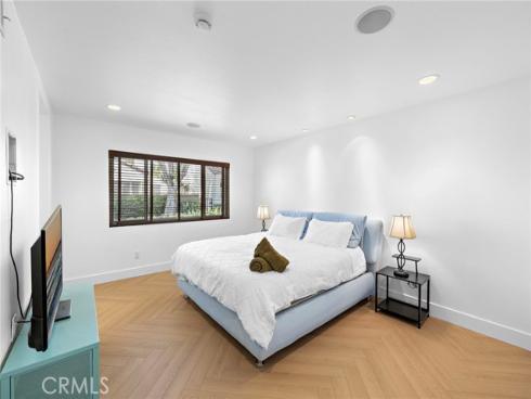 18  Navarre  133 , Irvine, CA