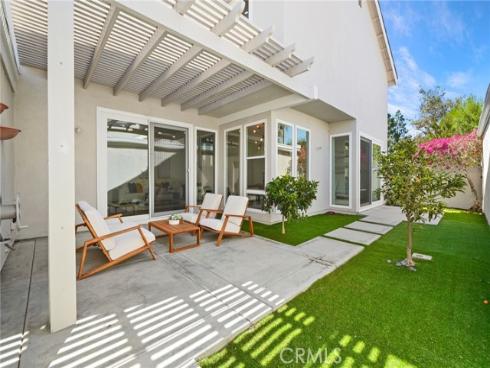 30  Woodland   Drive, Irvine, CA