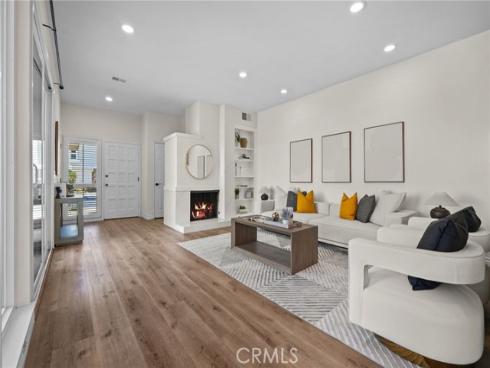 30  Woodland   Drive, Irvine, CA