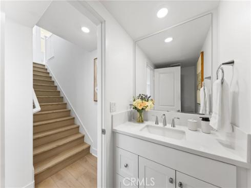 422  Lobata  , Irvine, CA