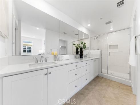 422  Lobata  , Irvine, CA