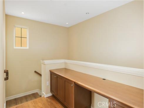 220  Kempton  , Irvine, CA