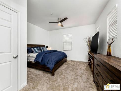 50  Vintage  , Irvine, CA