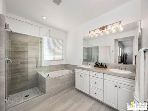 50  Vintage  , Irvine, CA