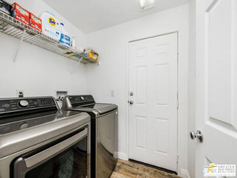 50  Vintage  , Irvine, CA