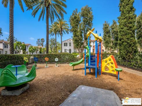 50  Vintage  , Irvine, CA