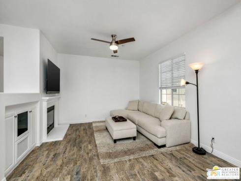 50  Vintage  , Irvine, CA