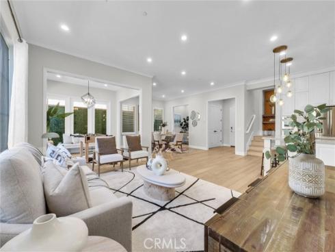 61  Acorn Glen  , Irvine, CA