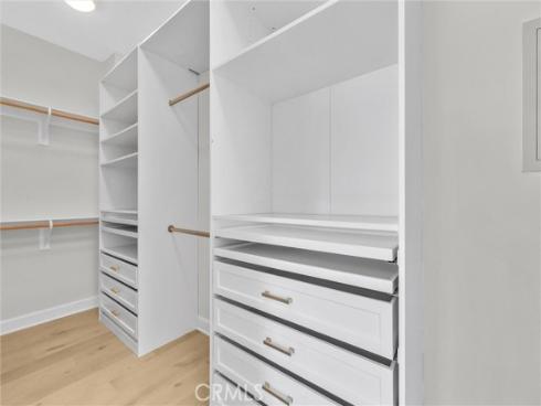 61  Acorn Glen  , Irvine, CA