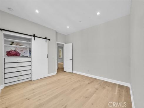 61  Acorn Glen  , Irvine, CA