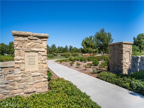 61  Acorn Glen  , Irvine, CA