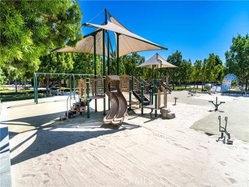 61  Acorn Glen  , Irvine, CA