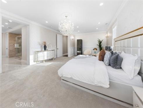 123  Calderon  , Irvine, CA