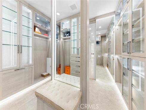 123  Calderon  , Irvine, CA