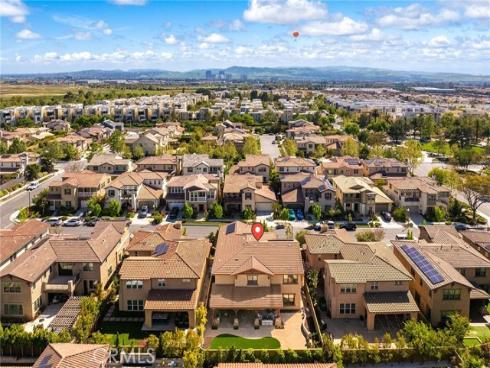 123  Calderon  , Irvine, CA