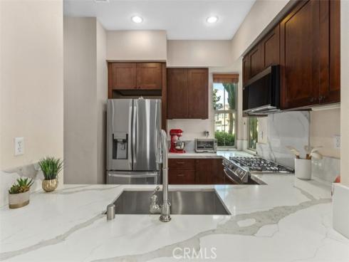 68  Elysian  , Irvine, CA